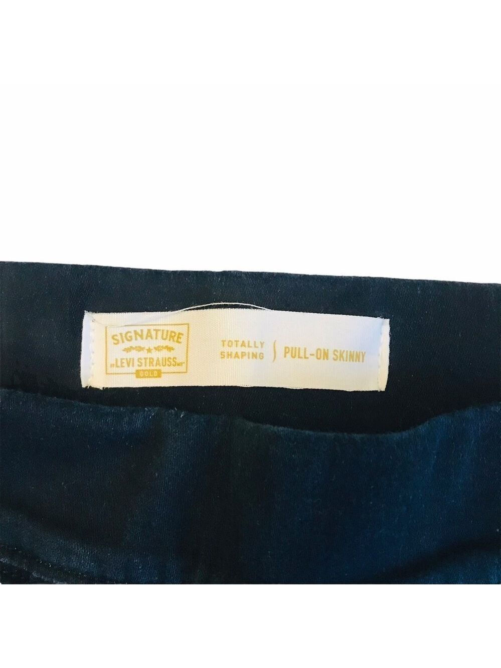 Levis Gold Label Women's Totally Shaping Pull On Mid Rise Skinny Jeans 2… - Picture 10 of 10